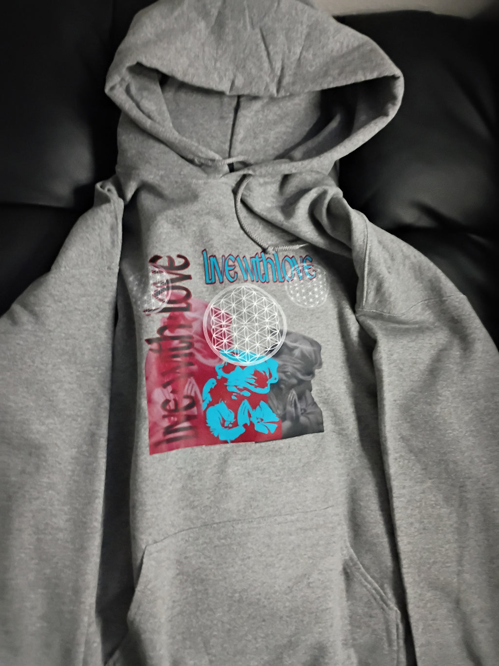 LIVEWITHLOVE-hoodie